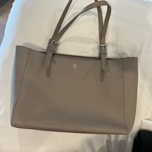Tory Burch purse